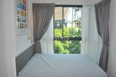 Condo in Watthana, Bangkok, Thailand, 2 bedrooms  № 161214 - photo 6