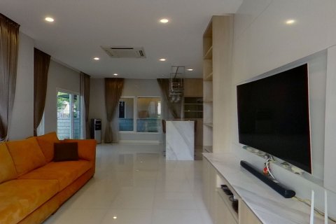 House in Bang Na, Bangkok, Thailand 5 bedrooms № 161218 - photo 5