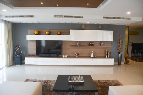 Condo à Watthana, Bangkok, Thaïlande, 3 chambres № 158715 - photo 6