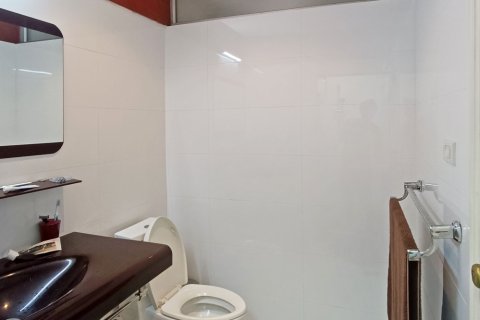 Duplex in Khlong Toei, Bangkok, Thailand 4 bedrooms № 137100 - photo 19