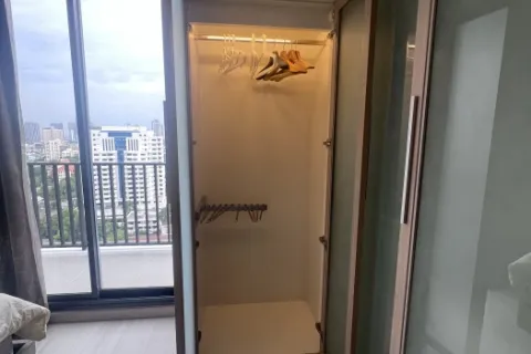Eigentumswohnung in Watthana, Bangkok, Thailand, 2 Schlafzimmer № 214964 - Foto 17