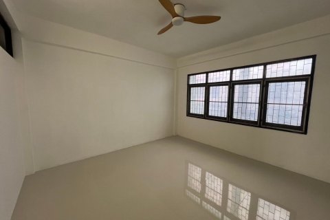 Townhouse in Bang Kapi, Bangkok, Thailand 4 bedrooms № 147267 - photo 4