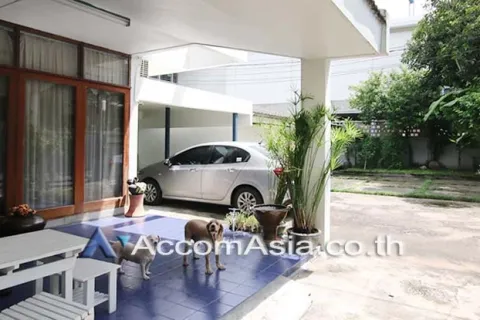 Haus in Watthana, Bangkok, Thailand 3 Schlafzimmer № 215760 - Foto 2