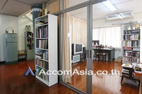 Haus in Watthana, Bangkok, Thailand 3 Schlafzimmer № 215760 - Foto 10