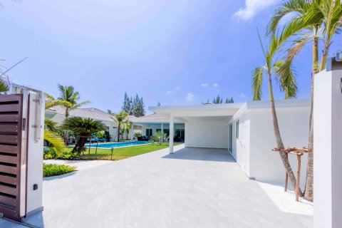 Вилла в Хуа Хине, Таиланд с 2 спальнями № 166486 - фото 4