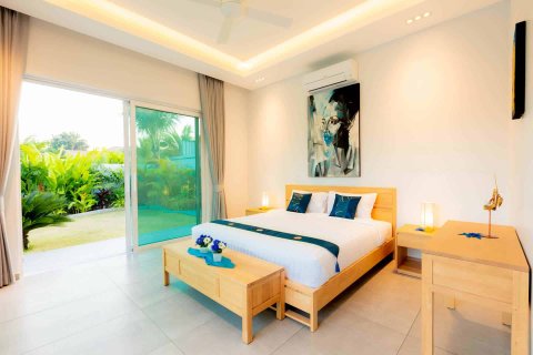 Villa in Hua Hin, Thailand 3 bedrooms № 166488 - photo 7