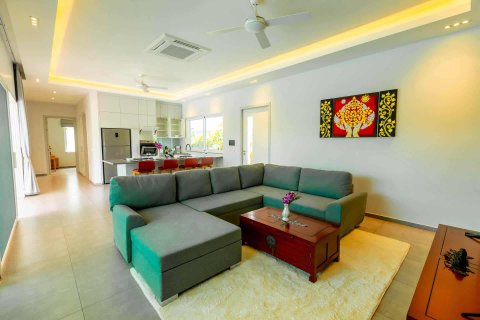 Villa in Hua Hin, Thailand 3 bedrooms № 166488 - photo 5