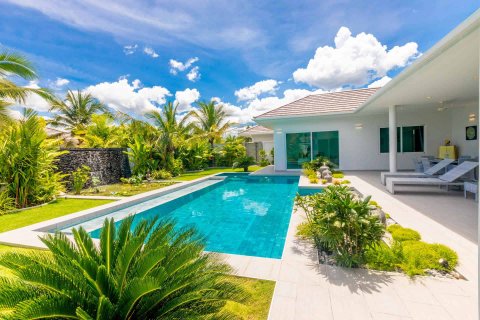 Villa in Hua Hin, Thailand 3 bedrooms № 166488 - photo 12