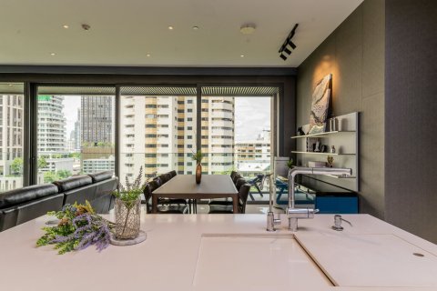 Кондоминиум с 2 спальнями в Ваттхане, Бангкок, Таиланд № 149981 - фото 9