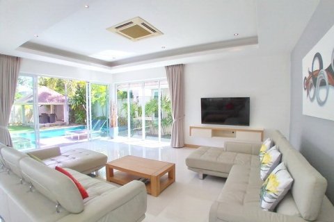 Haus in Pattaya, Thailand 3 Schlafzimmer № 223162 - Foto 5