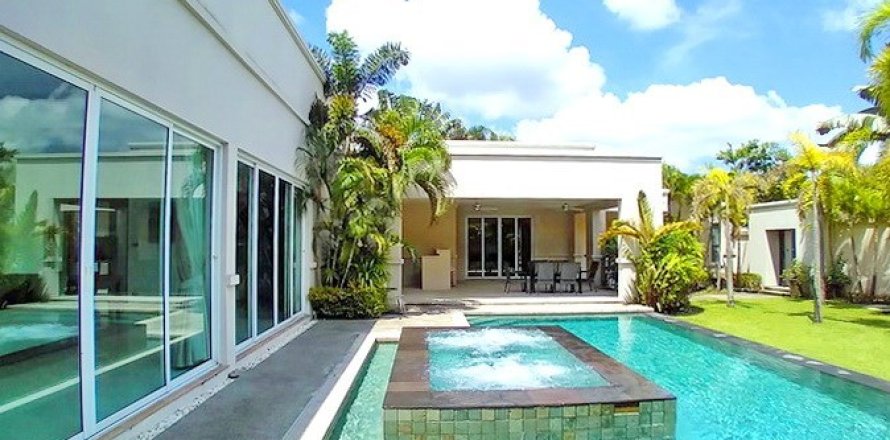 Haus in Pattaya, Thailand 3 Schlafzimmer № 223162