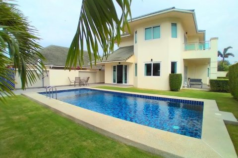 Haus in Pattaya, Thailand 4 Schlafzimmer № 223158 - Foto 1