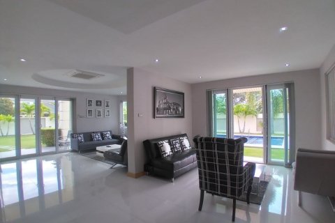 Haus in Pattaya, Thailand 4 Schlafzimmer № 223158 - Foto 5