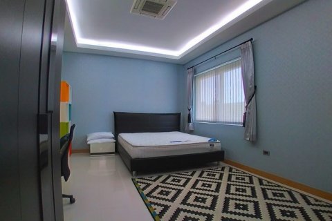 Haus in Pattaya, Thailand 4 Schlafzimmer № 223158 - Foto 16