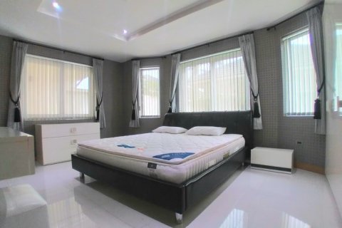 Haus in Pattaya, Thailand 4 Schlafzimmer № 223158 - Foto 10