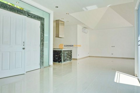 Studio in Bang Lamung, Thailand № 167003 - photo 11