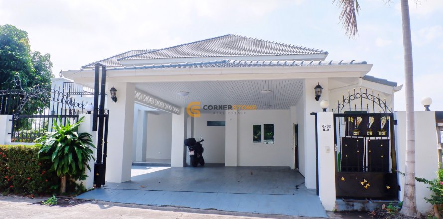 Studio in Pattaya, Thailand № 167004