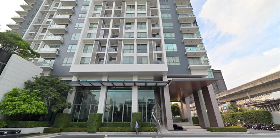 Condo in Bangkok, Thailand, 2 bedrooms  № 186664