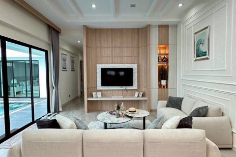 Villa in Pattaya, Thailand 3 Schlafzimmer № 173984 - Foto 2