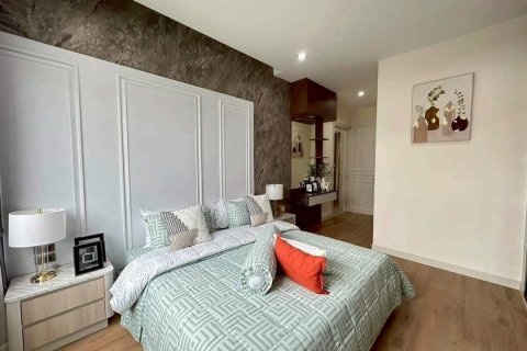 Villa in Pattaya, Thailand 3 bedrooms № 173984 - photo 6