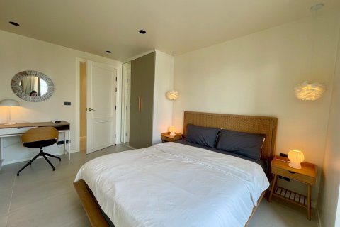 Кондоминиум с 3 спальнями в Бангкоке, Таиланд № 173985 - фото 18