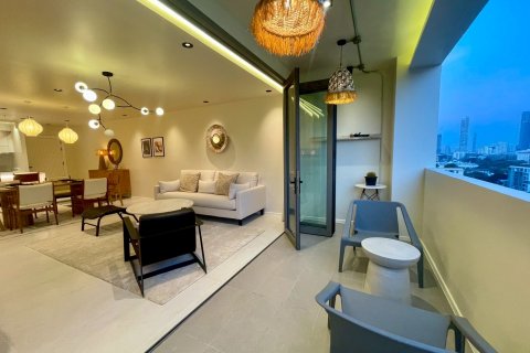 Кондоминиум с 3 спальнями в Бангкоке, Таиланд № 173985