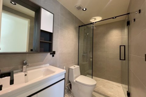 Кондоминиум с 3 спальнями в Бангкоке, Таиланд № 173985 - фото 17