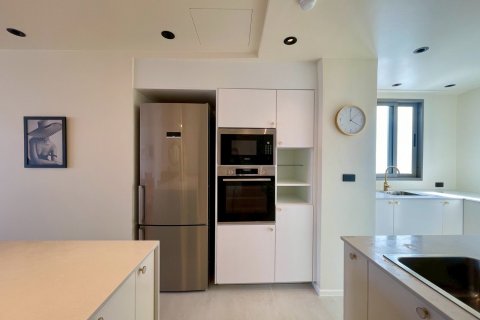 Кондоминиум с 3 спальнями в Бангкоке, Таиланд № 173985 - фото 10