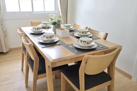 House in San Sai, Thailand 3 bedrooms № 169529 - photo 8