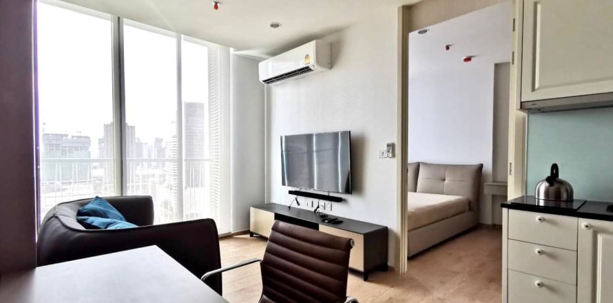 Студия в кондо в Ваттхане, Бангкок, Таиланд № 169528