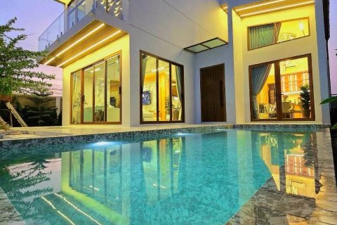 Пентхаус в Паттайе, Таиланд с 6 комнатами  № 150519 - фото 1