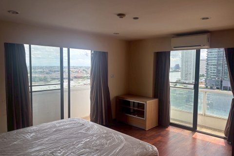 Кондоминиум с 3 спальнями в Банг-Кхо-Лаеме, Бангкок, Таиланд № 148382 - фото 8