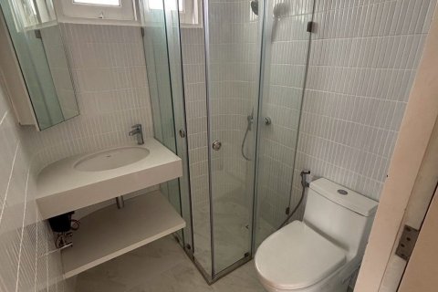 Кондоминиум с 3 спальнями в Банг-Кхо-Лаеме, Бангкок, Таиланд № 148382 - фото 24