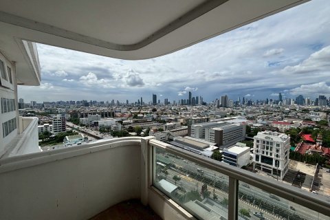 Кондоминиум с 3 спальнями в Банг-Кхо-Лаеме, Бангкок, Таиланд № 148382 - фото 27