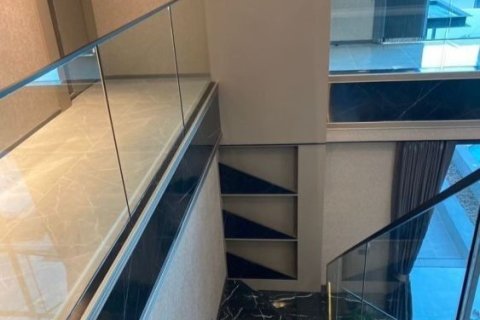 House in Pattaya, Thailand 5 bedrooms № 168151 - photo 8