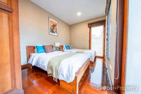 House in Pattaya, Thailand 3 bedrooms № 168150 - photo 6