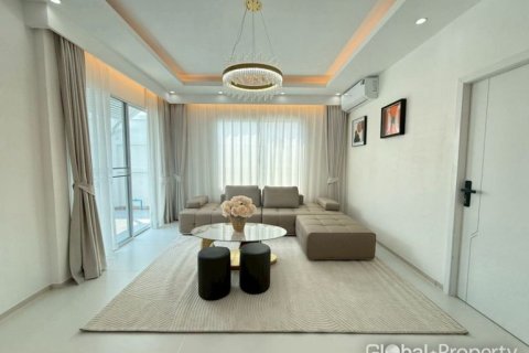 Maison à Pattaya, Thaïlande 6 chambres № 168149 - photo 11