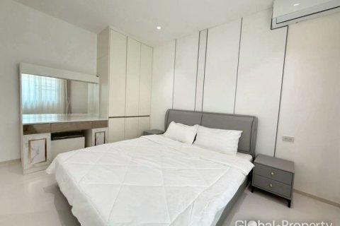 Maison à Pattaya, Thaïlande 6 chambres № 168149 - photo 3