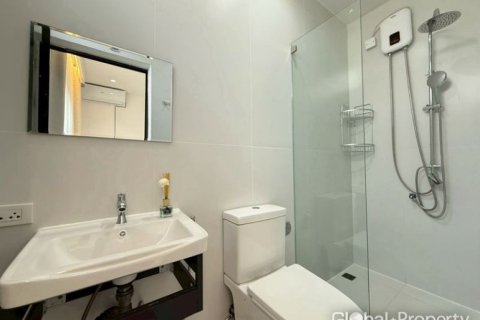 Maison à Pattaya, Thaïlande 6 chambres № 168149 - photo 17