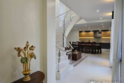 Дом в Паттайе, Таиланд с 6 спальнями № 168152 - фото 15