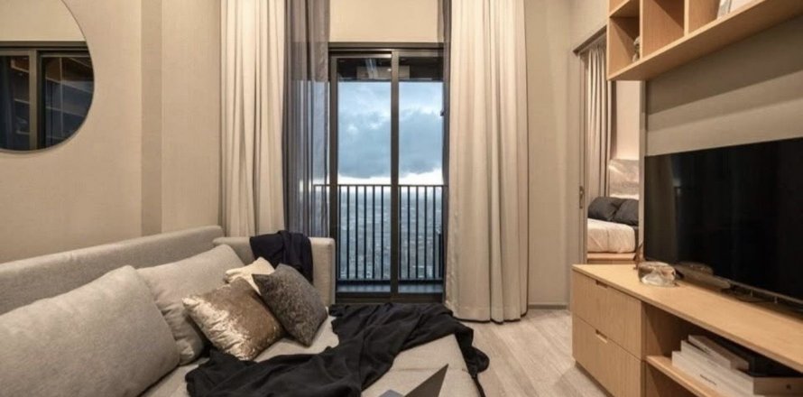 Студия в кондо в Пхракханонге, Бангкок, Таиланд № 137561