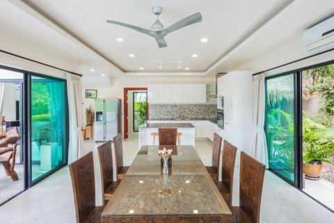 Дуплекс в Пхукете, Таиланд с 5 спальнями  № 137559 - фото 7