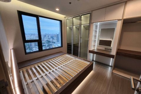 Condo à Chatuchak, Bangkok, Thaïlande, 2 chambres  № 137558 - photo 5