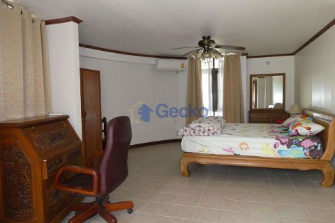 Condo in Pattaya, Thailand, 1 bedroom № 196938 - photo 7