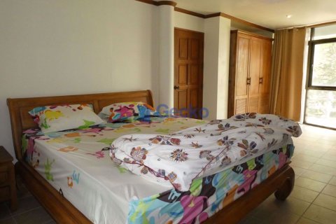 Condo in Pattaya, Thailand, 1 bedroom № 196938 - photo 8