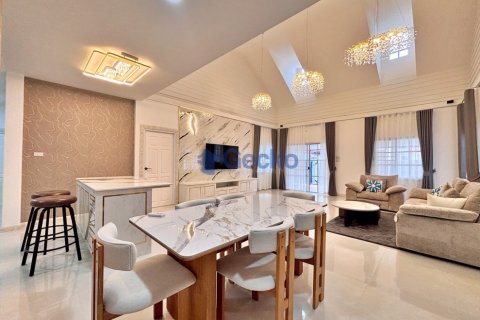บ้านในพัทยา, ประเทศไทย 4 ห้องนอน № 195831 - รูปถ่าย 11