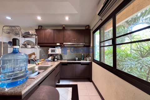 Condo in Pattaya, Thailand, 1 bedroom  № 195832 - photo 6