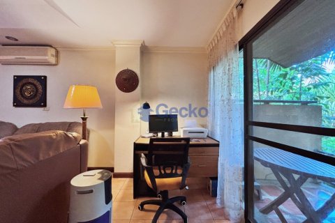 Condo in Pattaya, Thailand, 1 bedroom  № 195832 - photo 11