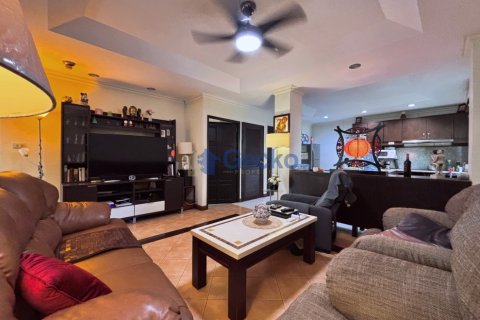 Condo in Pattaya, Thailand, 1 bedroom  № 195832 - photo 4