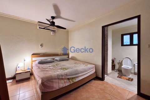 Condo in Pattaya, Thailand, 1 bedroom  № 195832 - photo 10